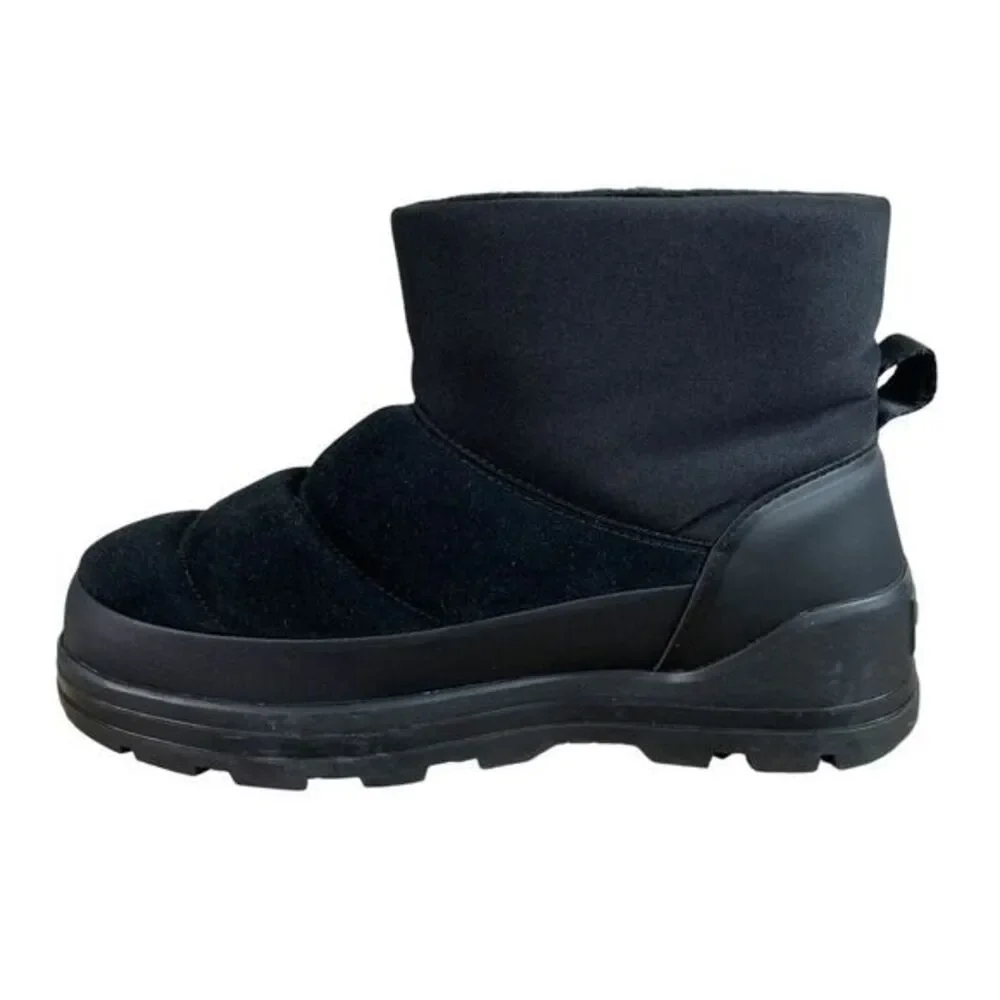NEW UGG Womens Klamath‎ Mini Suede Classic Boot 7 Black Sheepskin Lining 1143932